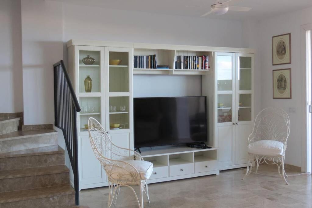 Luxury House With 3 Bedrooms, Sea Wiew And Swimming Pool In A Quiet Residence Puerto de Santiago  Luaran gambar