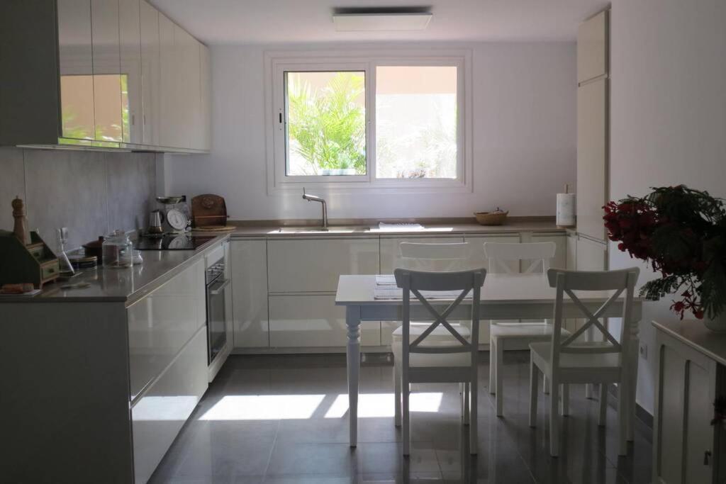 Luxury House With 3 Bedrooms, Sea Wiew And Swimming Pool In A Quiet Residence Puerto de Santiago  Luaran gambar